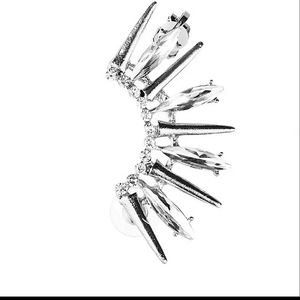 💋SILVER CRYSTAL PUNK  RIVET EARCUFF!!